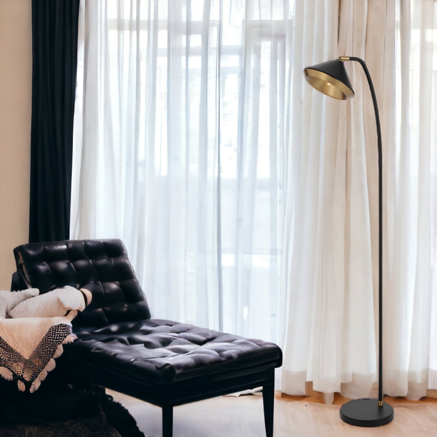 TFS FLOOR LAMP 6wG9max L310 W200 H1380 foot switch BLACK MATT/YELLOW BRASS
