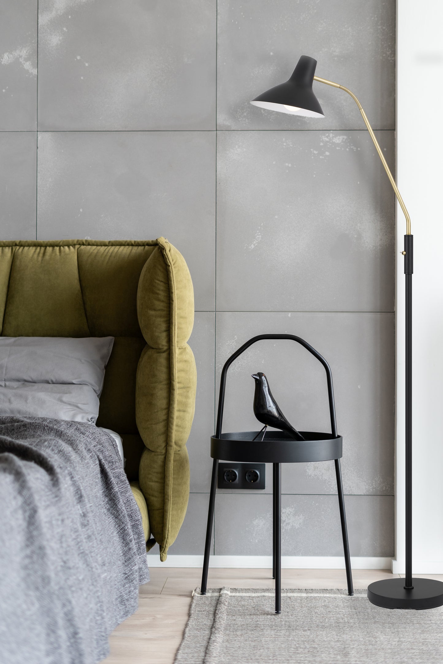 TFS FLOOR LAMP 25wE27max H:1580 D:230 BLACK/ BRASS MATT/BLACK ROCKET SWITCH