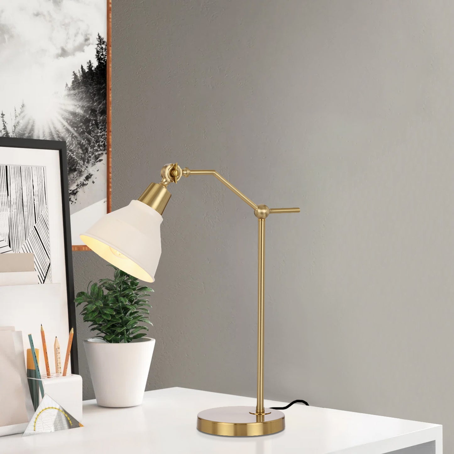 TFS 15 TABLE LAMP 25wE27max L320 W160 H500 INLINE SWTCH ANT GOLD/BEIGE 9001
