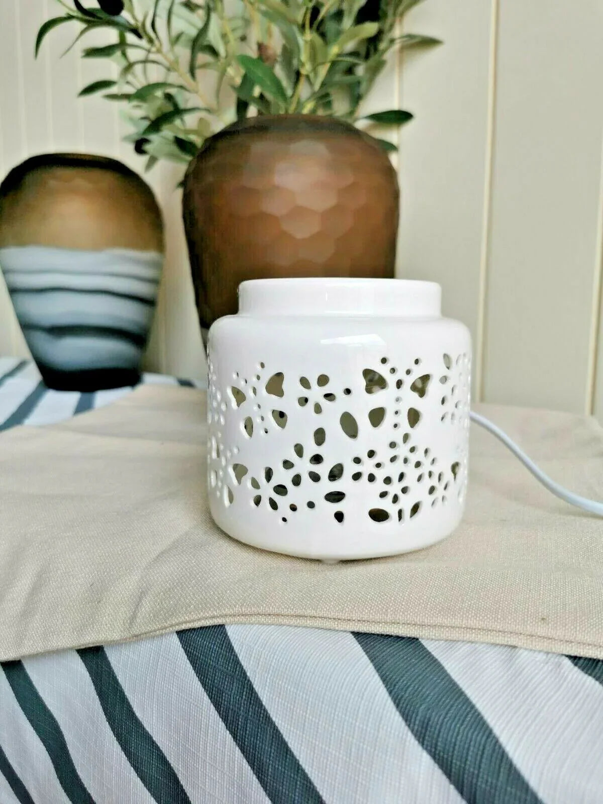 Buy U-Shaped Concrete Stool for Outdoor Spaces – Australia