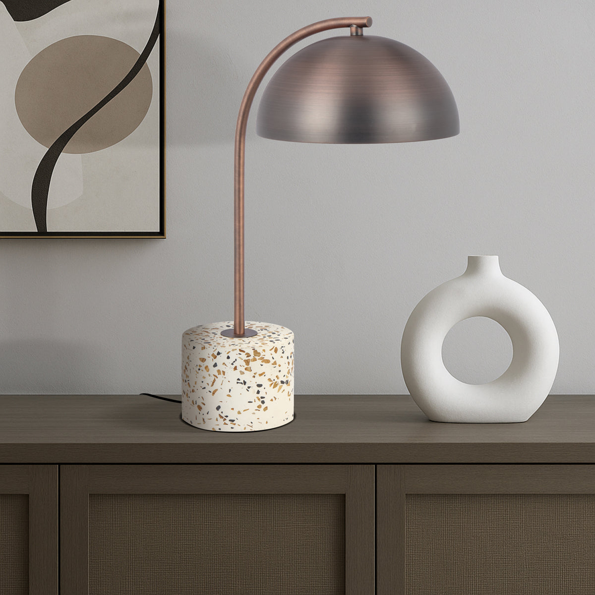 TFS TABLE LAMP 6wGU10max L:310 W:200 H:470 2.0line swt WHITE TERRAZO / BRONZE