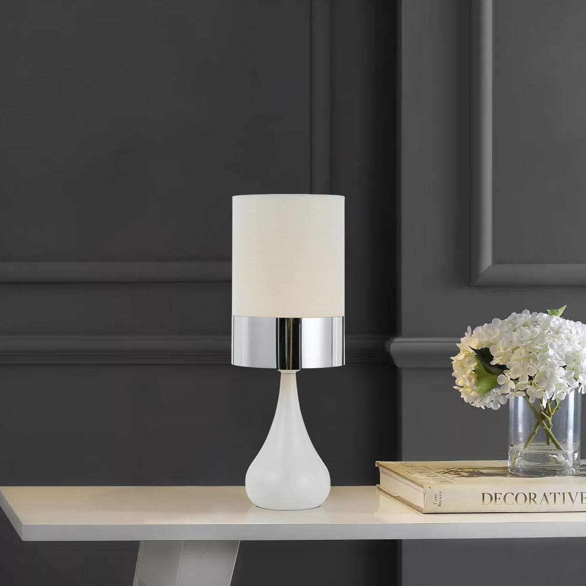 TFS CERAMIC TABLE LAMP 25wE14max D:150 H:410 WHITE/CHROME
