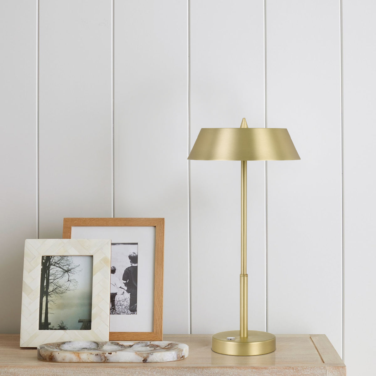 TFS TABLE LAMP 7w LED 3 WAY TOUCH SWITCH H:425 D:220 BRASS/GOLD 3000K 580Lm