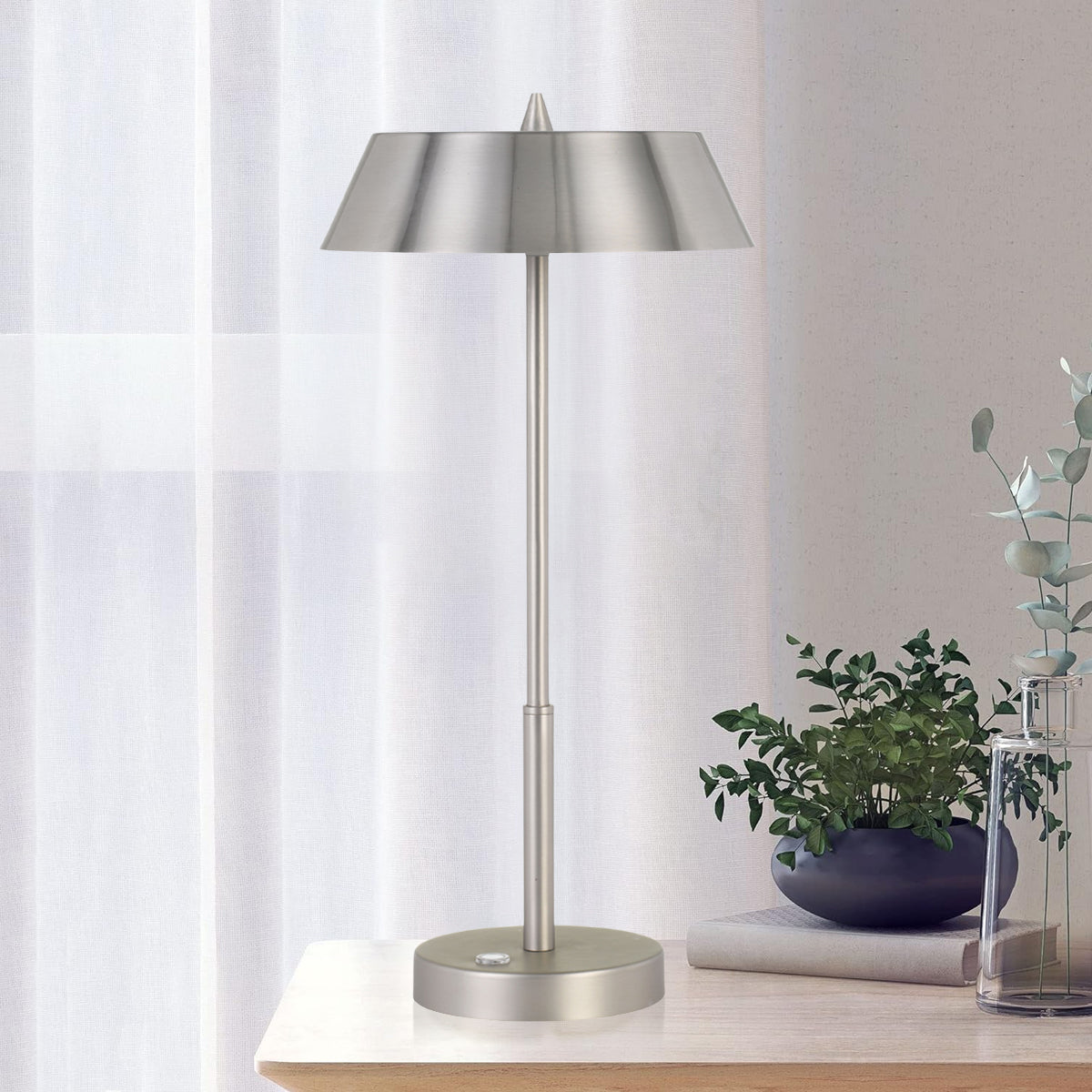 TFS TABLE LAMP 7w LED 3 WAY TOUCH SWITCH H:425 D:220 NICKEL/SILVER 3000K 580Lm