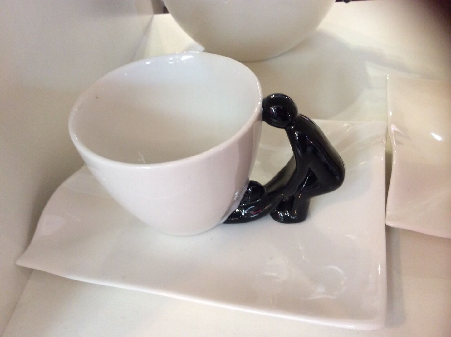 unique-design-coffee-cups-2cups-white-mad-black-ceramic-coffiee-cup-75ml-each