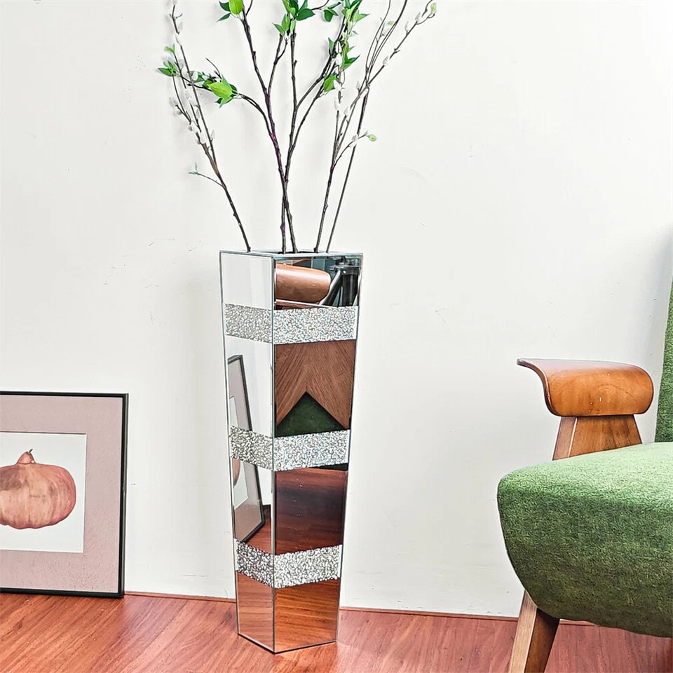 Elegant Standing Vase with Crushed Diamond and Mirror Look